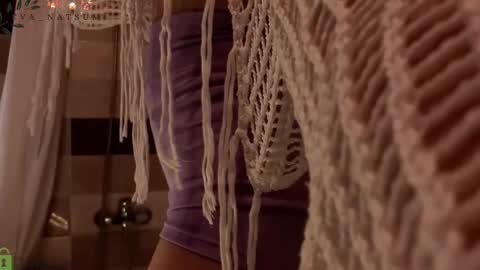 Snapshot of eva_natsumi chatting on April 2026 12:13:01 PM Eva online show from April 2026 12:13:01 PM