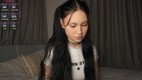 Snapshot of eva_pixie chatting on October 2025 02:51:02 PM Eva online show from October 2025 02:51:02 PM