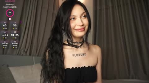 Snapshot of eva_pixie chatting on October 2025 05:13:01 PM Eva online show from October 2025 05:13:01 PM