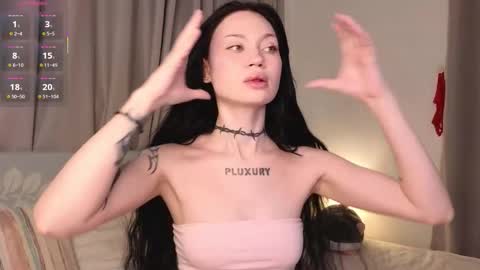 Snapshot of eva_pixie chatting on November 2025 12:13:01 AM Eva online show from November 2025 12:13:01 AM