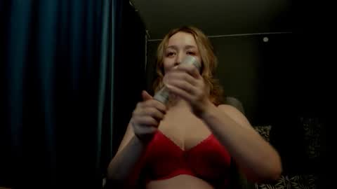 Snapshot of eva_rikchter chatting on February 2026 10:06:01 PM Ice Goddess online show from February 2026 10:06:01 PM