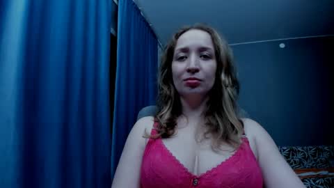 Snapshot of eva_rikchter chatting on April 2026 08:36:02 PM Ice Goddess online show from April 2026 08:36:02 PM