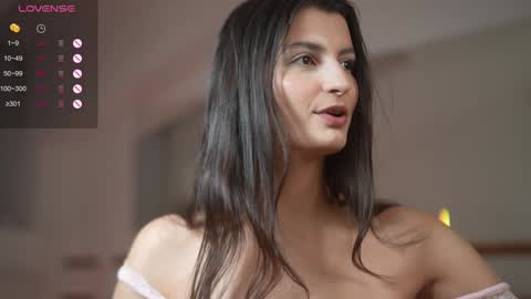 Snapshot of eva_ro chatting on January 2025 04:50:02 PM EVA  online show from January 2025 04:50:02 PM