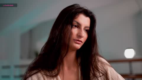 Snapshot of eva_ro chatting on January 2025 04:27:02 PM EVA  online show from January 2025 04:27:02 PM