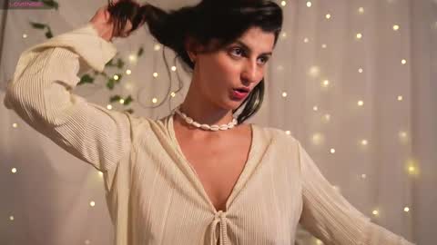 Snapshot of eva_ro chatting on February 2025 09:03:02 PM EVA  online show from February 2025 09:03:02 PM