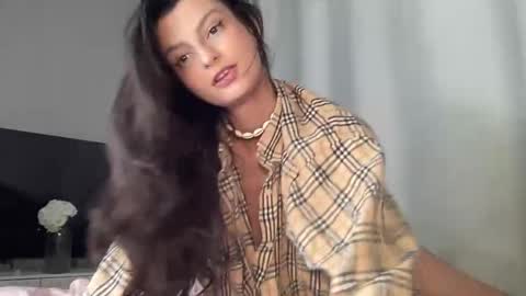 Snapshot of eva_ro chatting on October 2025 03:30:02 PM EVA  online show from October 2025 03:30:02 PM