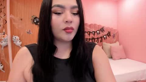 eva_saintt online show from October 2025 04:53:02 PM
