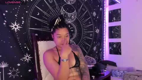 Eva  online show from October 2025 08:45:01 AM