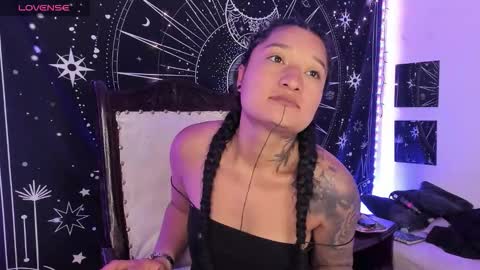 Eva  online show from October 2025 09:18:02 AM