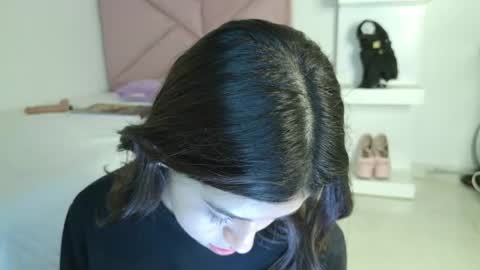 Snapshot of eva_sin18 chatting on May 2026 04:07:02 AM Eva Sin online show from May 2026 04:07:02 AM