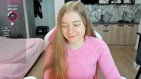 Eva online show from December 2024 11:33:02 AM