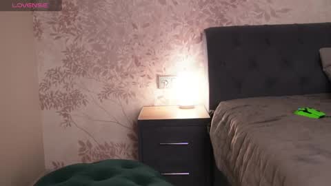 Snapshot of eva_vex chatting on April 2026 08:59:02 PM Hello Im Eva online show from April 2026 08:59:02 PM