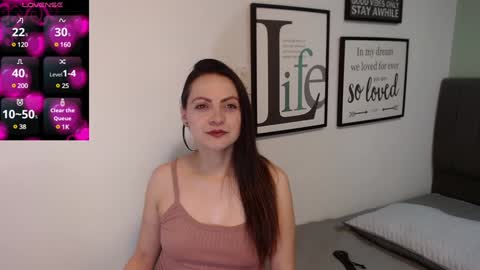 Snapshot of eva_villa chatting on December 2024 08:07:02 PM Eva online show from December 2024 08:07:02 PM