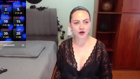 Snapshot of eva_villa chatting on December 2024 01:17:01 PM Eva online show from December 2024 01:17:01 PM