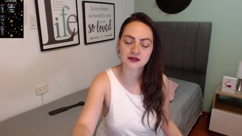 Snapshot of eva_villa chatting on January 2025 12:50:02 PM Eva online show from January 2025 12:50:02 PM