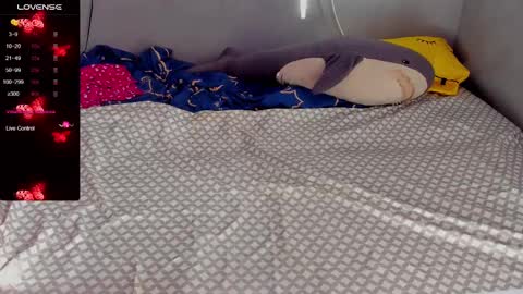 Snapshot of eva_zero chatting on February 2025 09:55:01 AM Eva online show from February 2025 09:55:01 AM