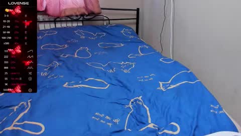 Snapshot of eva_zero chatting on October 2025 11:43:02 AM Eva online show from October 2025 11:43:02 AM