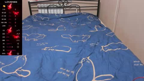 Snapshot of eva_zero chatting on November 2025 11:13:01 AM Eva online show from November 2025 11:13:01 AM