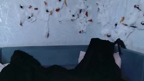 Eva online show from October 2025 10:55:01 PM