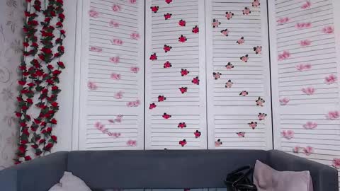 Eva online show from November 2025 08:14:01 AM