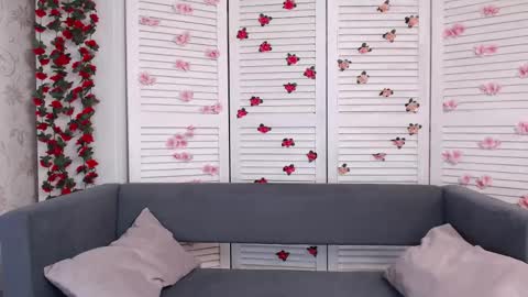 Eva online show from November 2025 07:53:01 AM