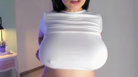 julieth online show from March 2025 05:43:02 PM