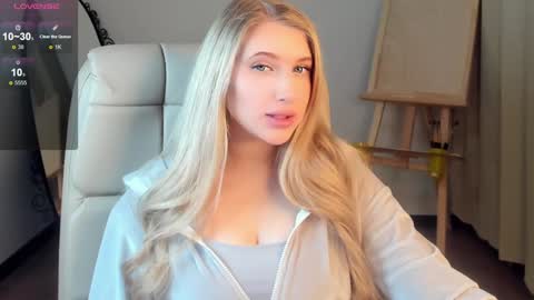 Eva  online show from January 2025 02:47:01 AM