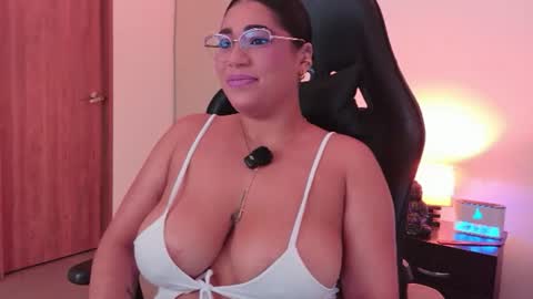 Jenny Carters online show from July 2026 06:00:01 AM