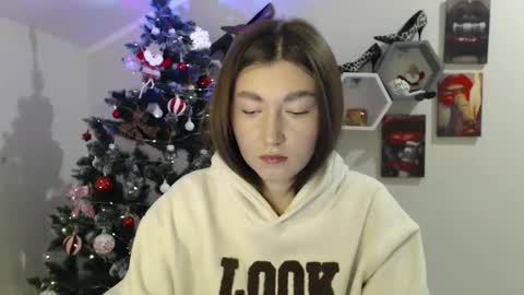 Evachaturbatte online show from December 2025 07:39:02 AM