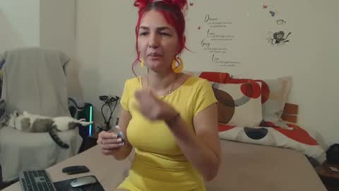 Snapshot of evadesireone chatting on February 2025 02:59:01 PM EvadesireONE online show from February 2025 02:59:01 PM