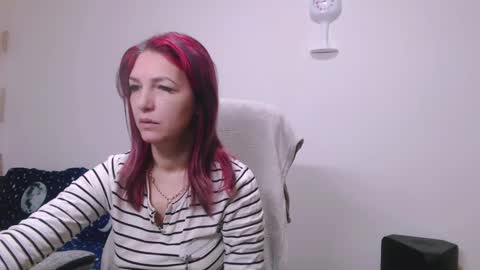 EvadesireONE online show from February 2026 10:47:02 AM