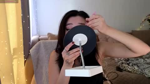 Eva online show from November 2025 07:08:02 AM