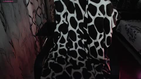 EVADREAM online show from March 2026 10:04:01 PM