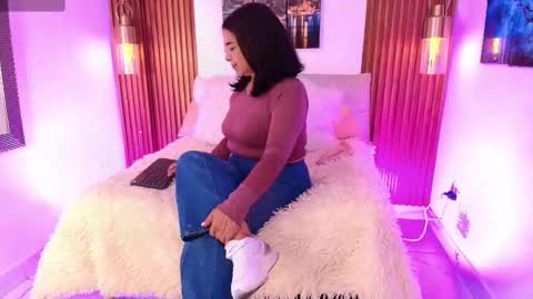 EVA GODDESS  online show from November 2025 08:05:01 PM