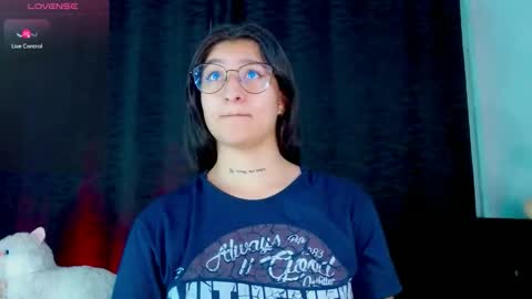 Snapshot of evah_lee chatting on December 2025 03:48:01 AM Evah Lee online show from December 2025 03:48:01 AM