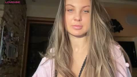 Snapshot of evahazardd chatting on February 2026 04:23:02 PM EvaHazard online show from February 2026 04:23:02 PM