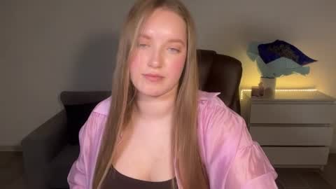 Snapshot of evajuly chatting on July 2026 06:32:01 PM Eva online show from July 2026 06:32:01 PM