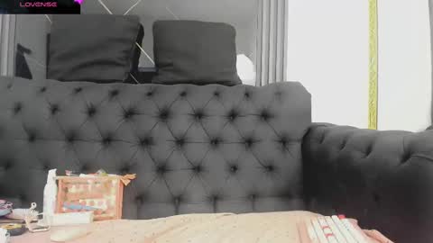 Eva online show from October 2025 01:34:02 PM