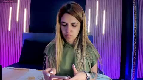 Snapshot of evaloviaa_ chatting on June 2026 03:03:01 PM Eva online show from June 2026 03:03:01 PM