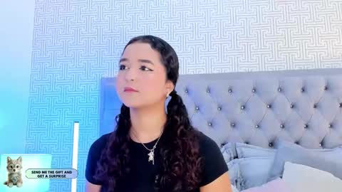 Snapshot of evalunna__ chatting on January 2026 08:25:02 PM Eva Luna online show from January 2026 08:25:02 PM