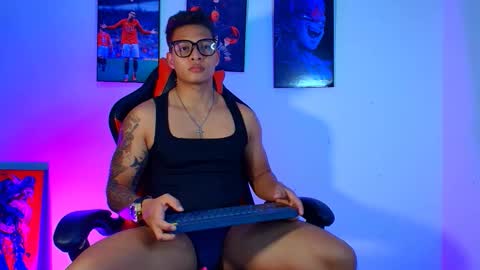 EVAN GREY online show from September 2025 02:22:01 AM