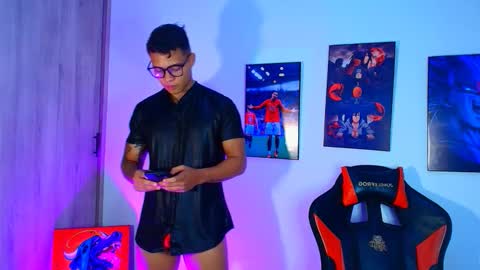 EVAN GREY online show from October 2025 03:46:01 PM