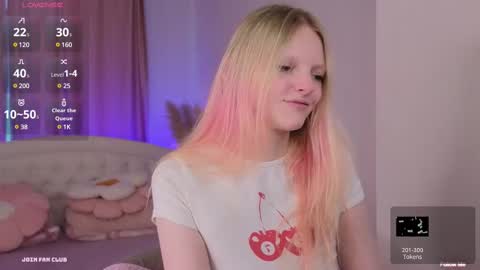 evangel1ne online show from March 2025 05:33:02 AM