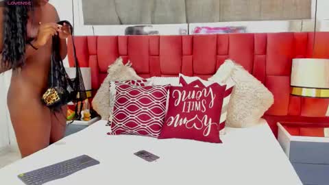 evangelin_ts online show from December 2025 04:29:01 AM