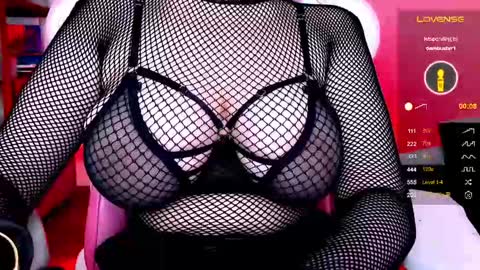 Snapshot of evangelinavangelisx chatting on April 2026 06:10:01 PM Streams schedule Wed Thursday Friday Saturday Sunday 1100-1700GMT Monday and Tuesday Day offs online show from April 2026 06:10:01 PM