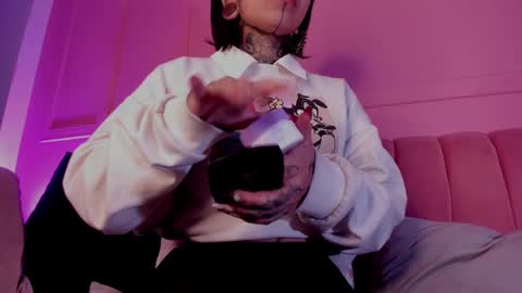 Eva online show from March 2025 12:15:02 PM