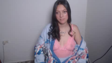 Snapshot of evangeline_petite chatting on May 2026 10:19:01 PM eva online show from May 2026 10:19:01 PM