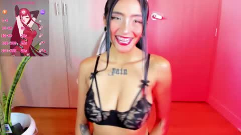 Snapshot of evangellinebellee chatting on February 2025 05:43:02 PM Evangelline online show from February 2025 05:43:02 PM
