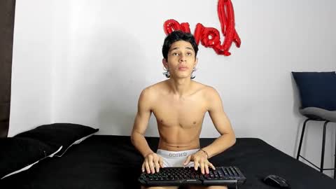 Evans collins24 online show from November 2025 07:05:01 PM