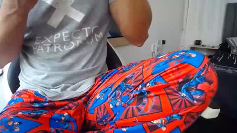 Snapshot of evans_king chatting on February 2025 04:21:02 PM Evan online show from February 2025 04:21:02 PM